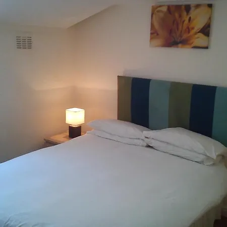Ambassador 3*